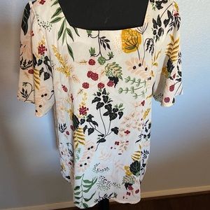 Ann Taylor Factory floral top